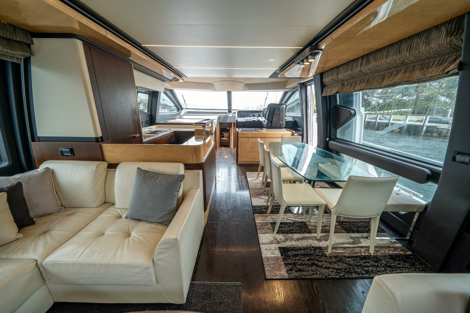Slide: The Image of Azimut 72 Fly 2016 - 5133192