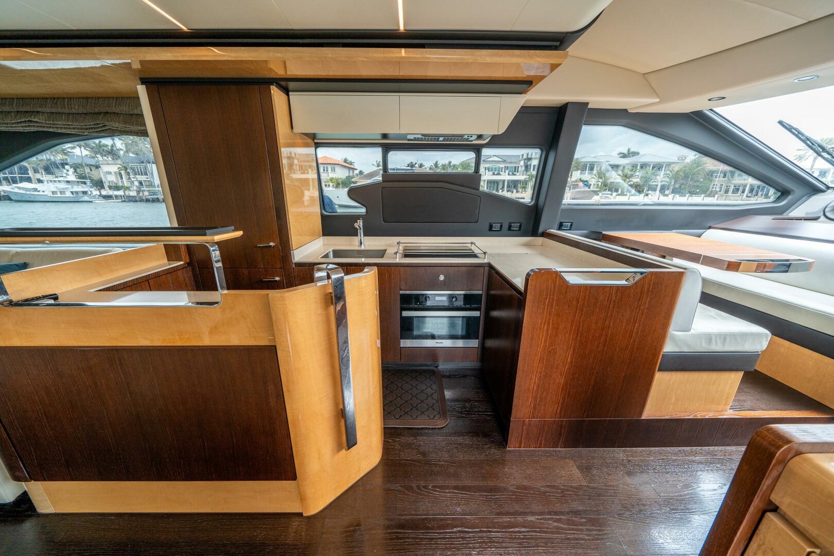 Slide: The Image of Azimut 72 Fly 2016 - 5133194