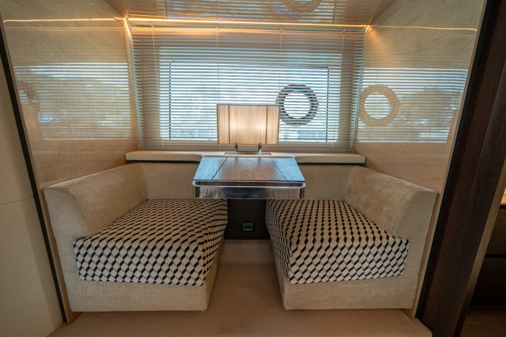Slide: The Image of Azimut 72 Fly 2016 - 5133206