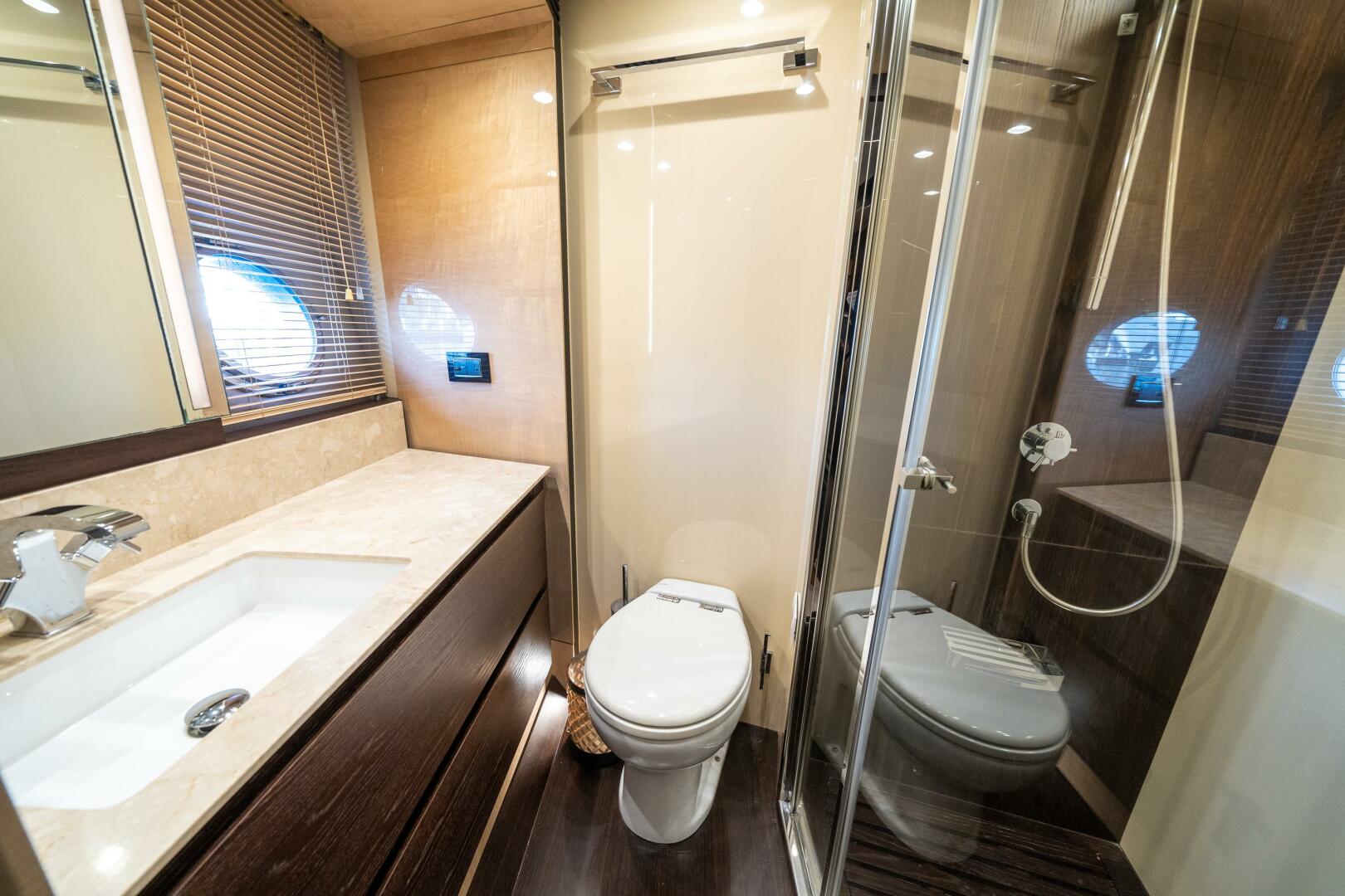 Slide: The Image of Azimut 72 Fly 2016 - 5133212