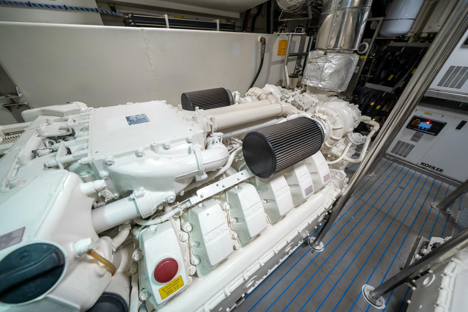 Slide: The Image of Azimut 72 Fly 2016 - 5133242