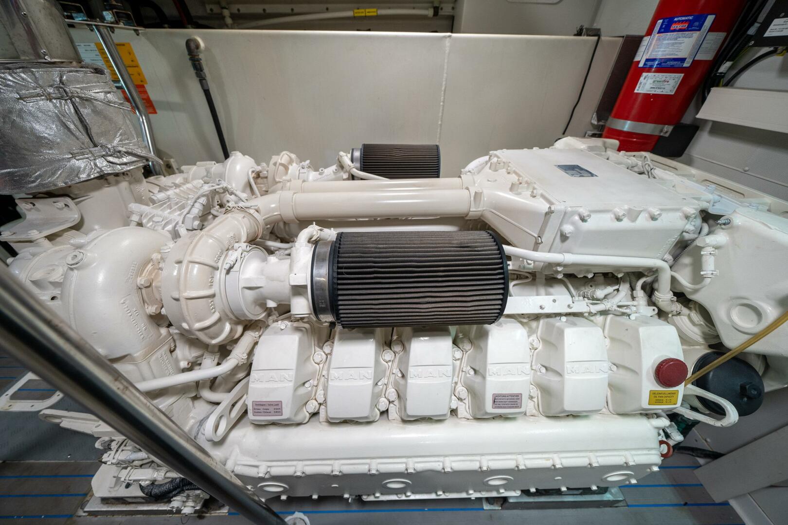 Slide: The Image of Azimut 72 Fly 2016 - 5133245