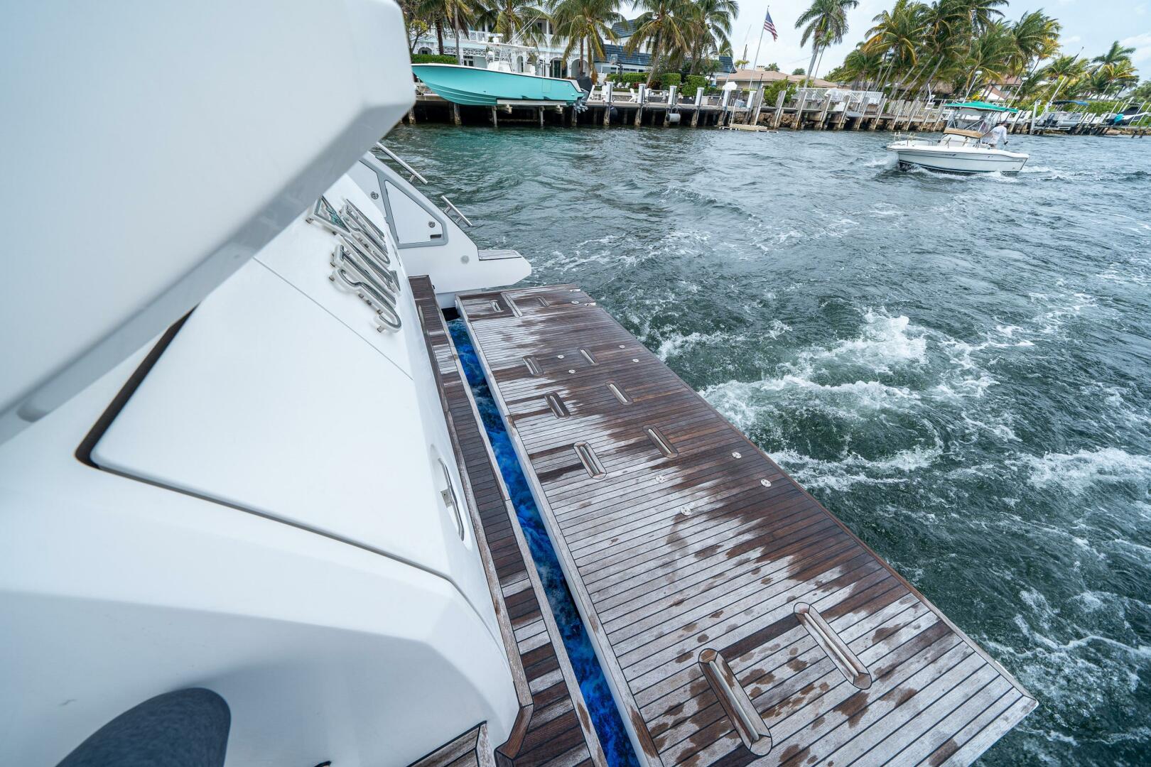 Slide: The Image of Azimut 72 Fly 2016 - 5133164