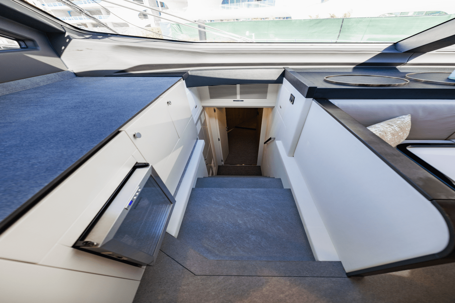 Slide: The Image of Azimut 78 FLY 2023 - 113