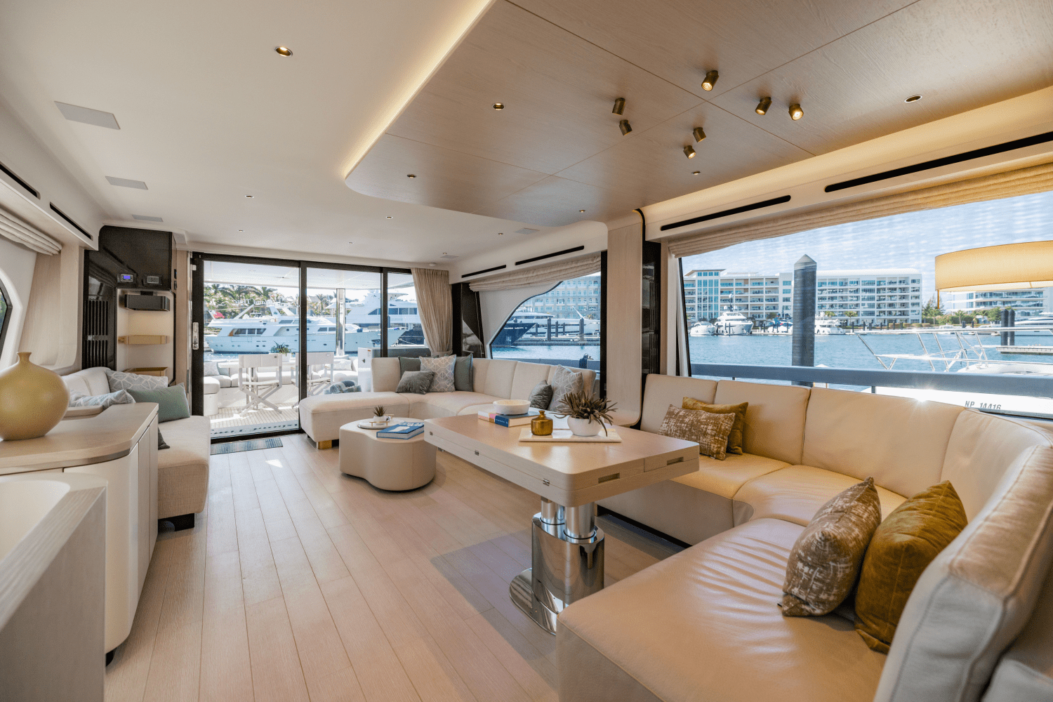 Slide: The Image of Azimut 78 FLY 2023 - 58