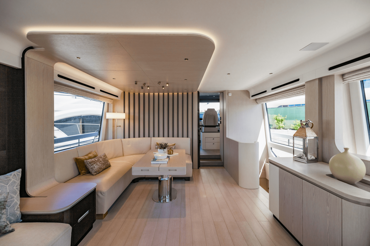 Slide: The Image of Azimut 78 FLY 2023 - 65