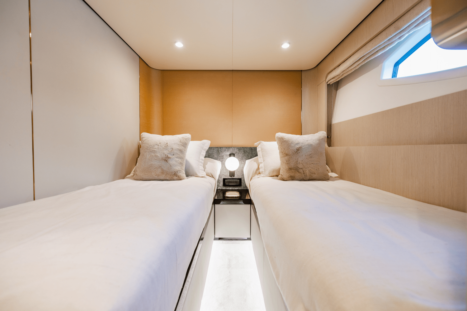 Slide: The Image of Azimut 78 FLY 2023 - 83