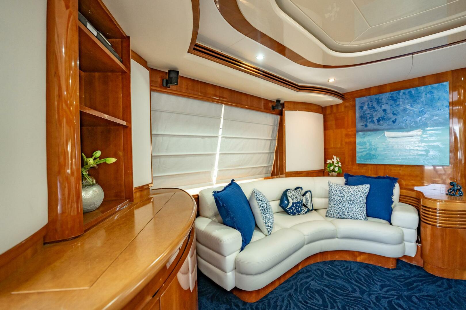 Slide: The Image of Azimut 80 Carat 2003 - 4