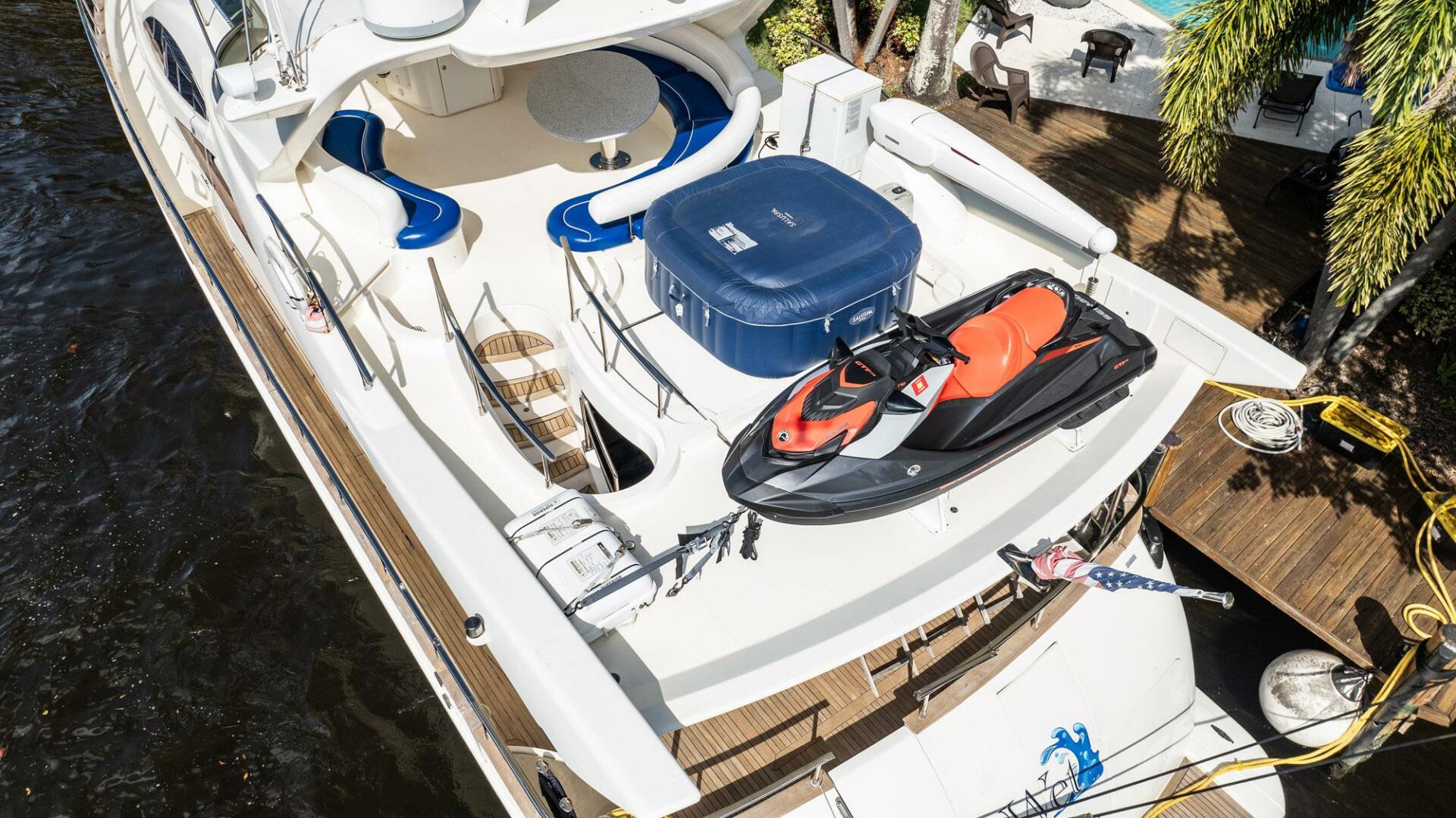 Slide: The Image of Azimut 80 Carat 2003 - 66