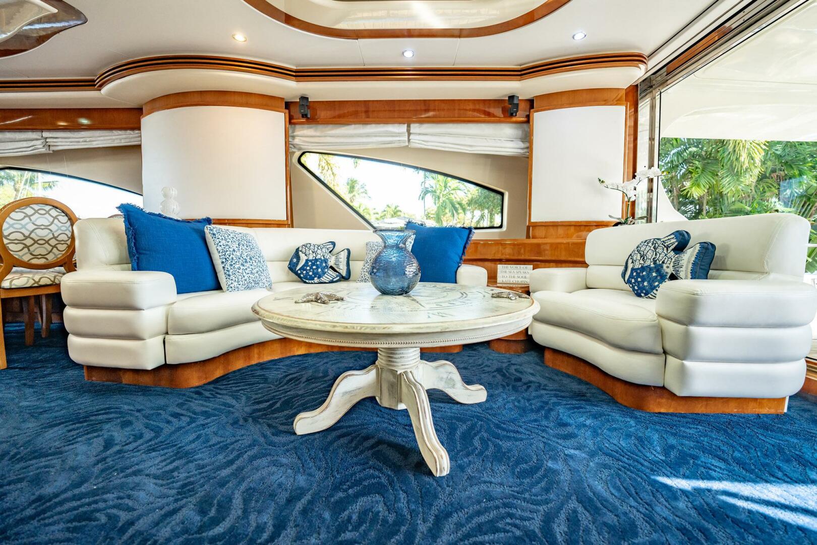 Slide: The Image of Azimut 80 Carat 2003 - 7