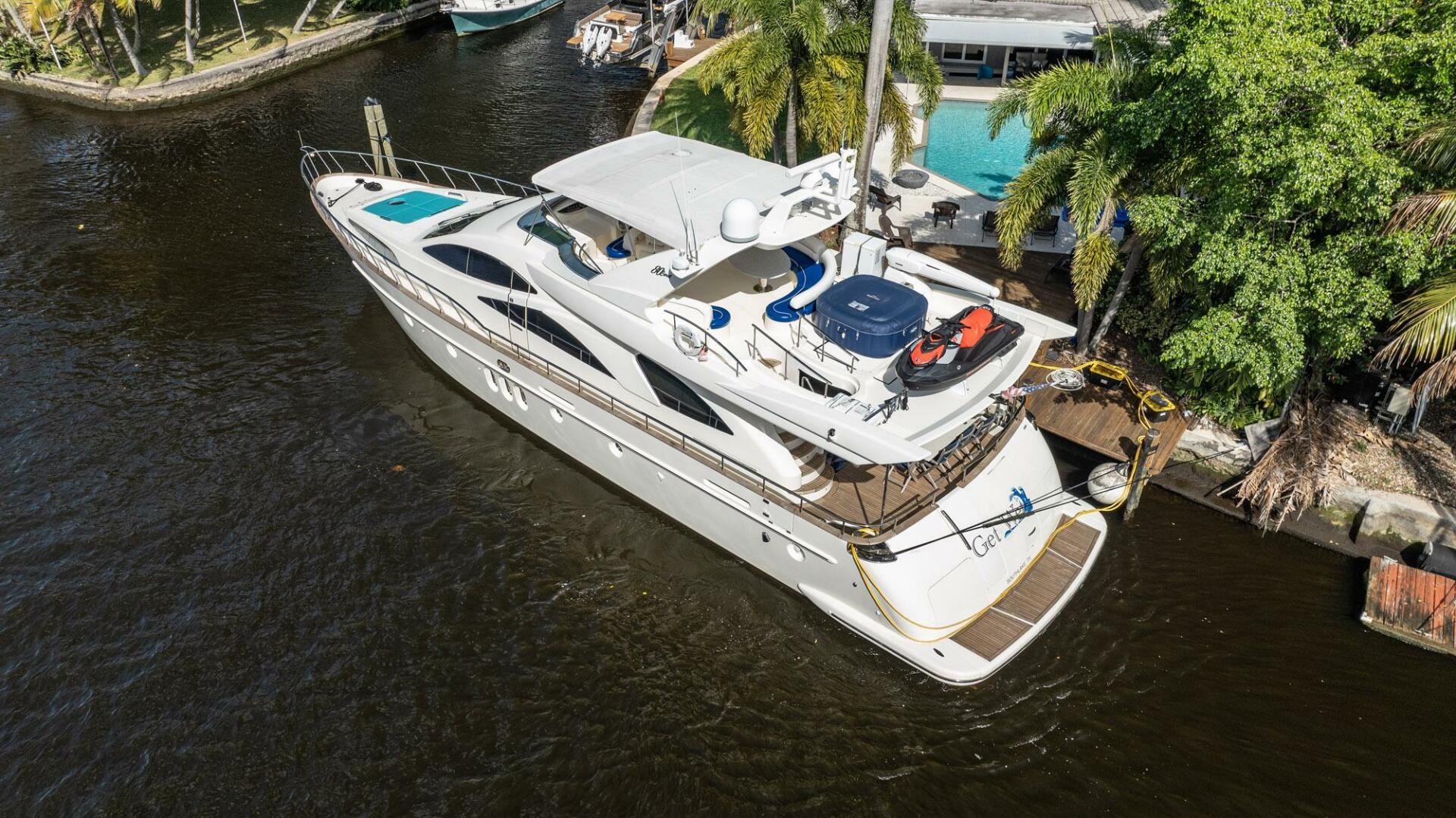 Slide: The Image of Azimut 80 Carat 2003 - 79