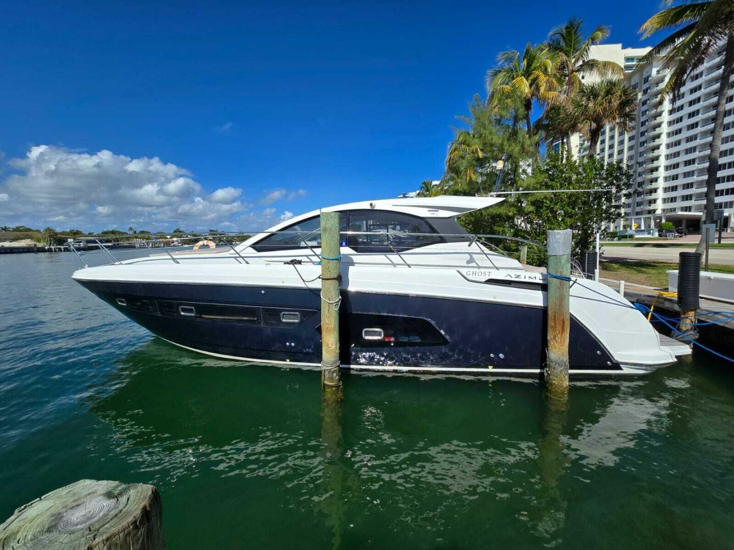 Slide: The Image of Azimut Atlantis 2018 - 5063492