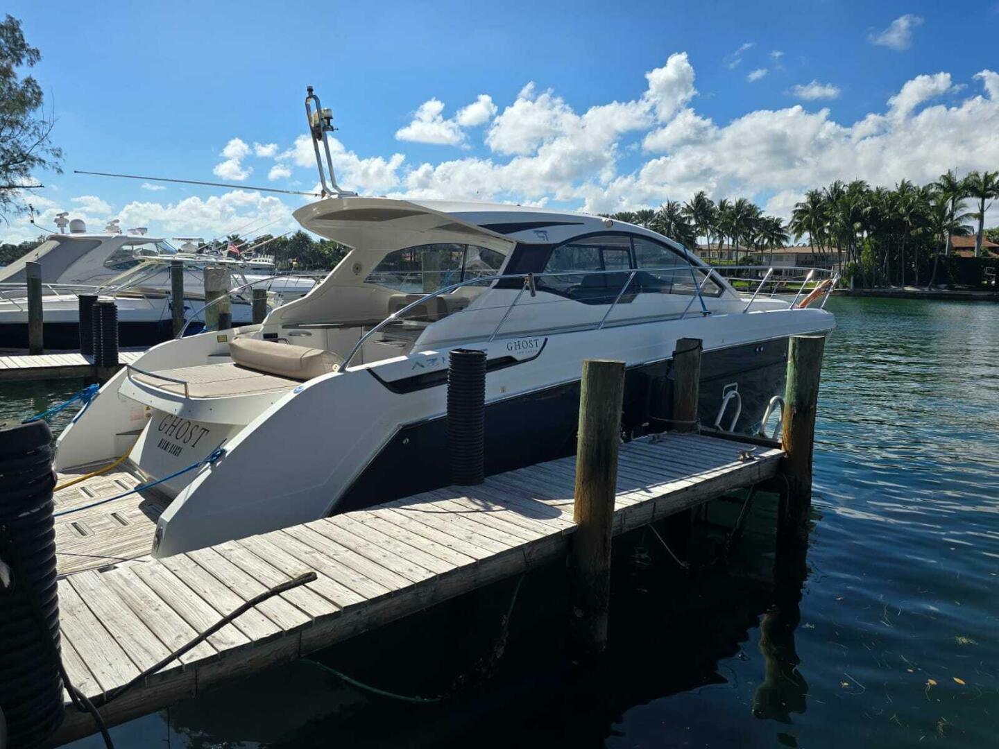 Slide: The Image of Azimut Atlantis 2018 - 5063493