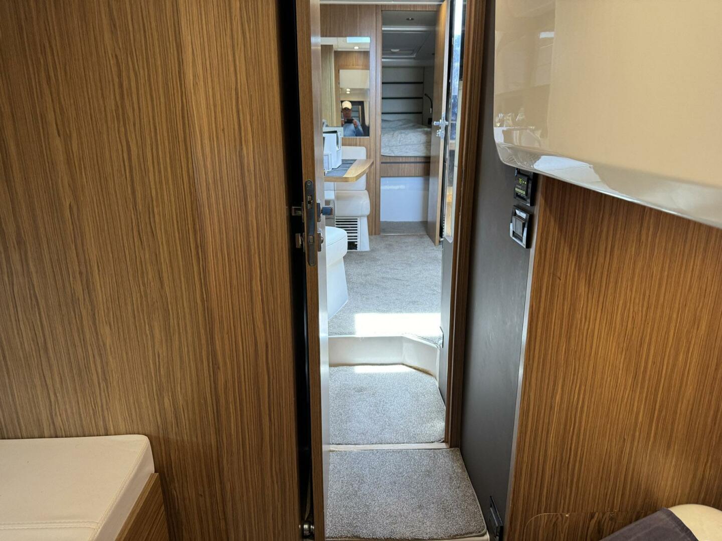 Slide: The Image of Azimut Atlantis 43 2015 - 4544011