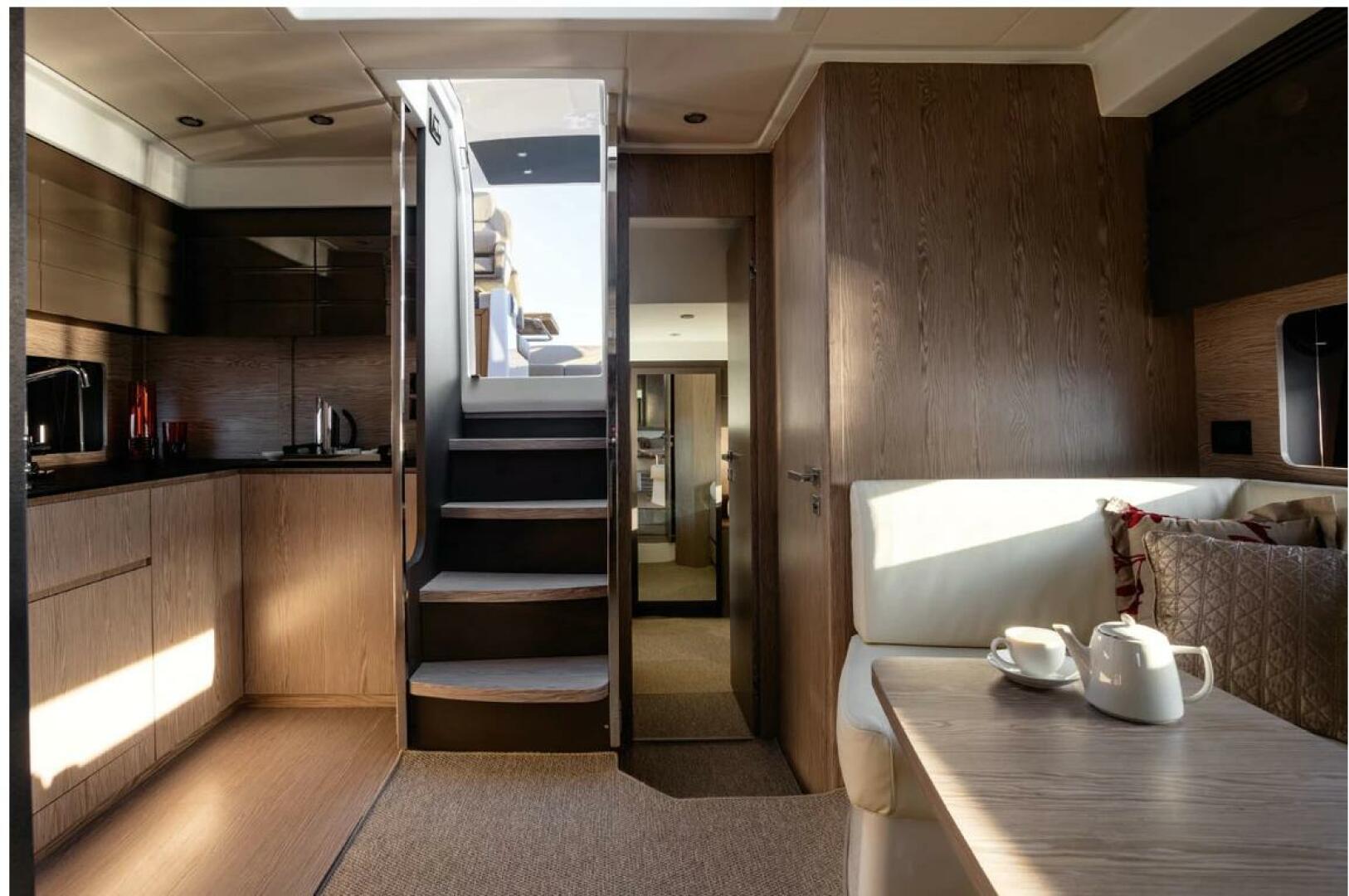 Slide: The Image of Azimut Atlantis 43 2015 - 4544014