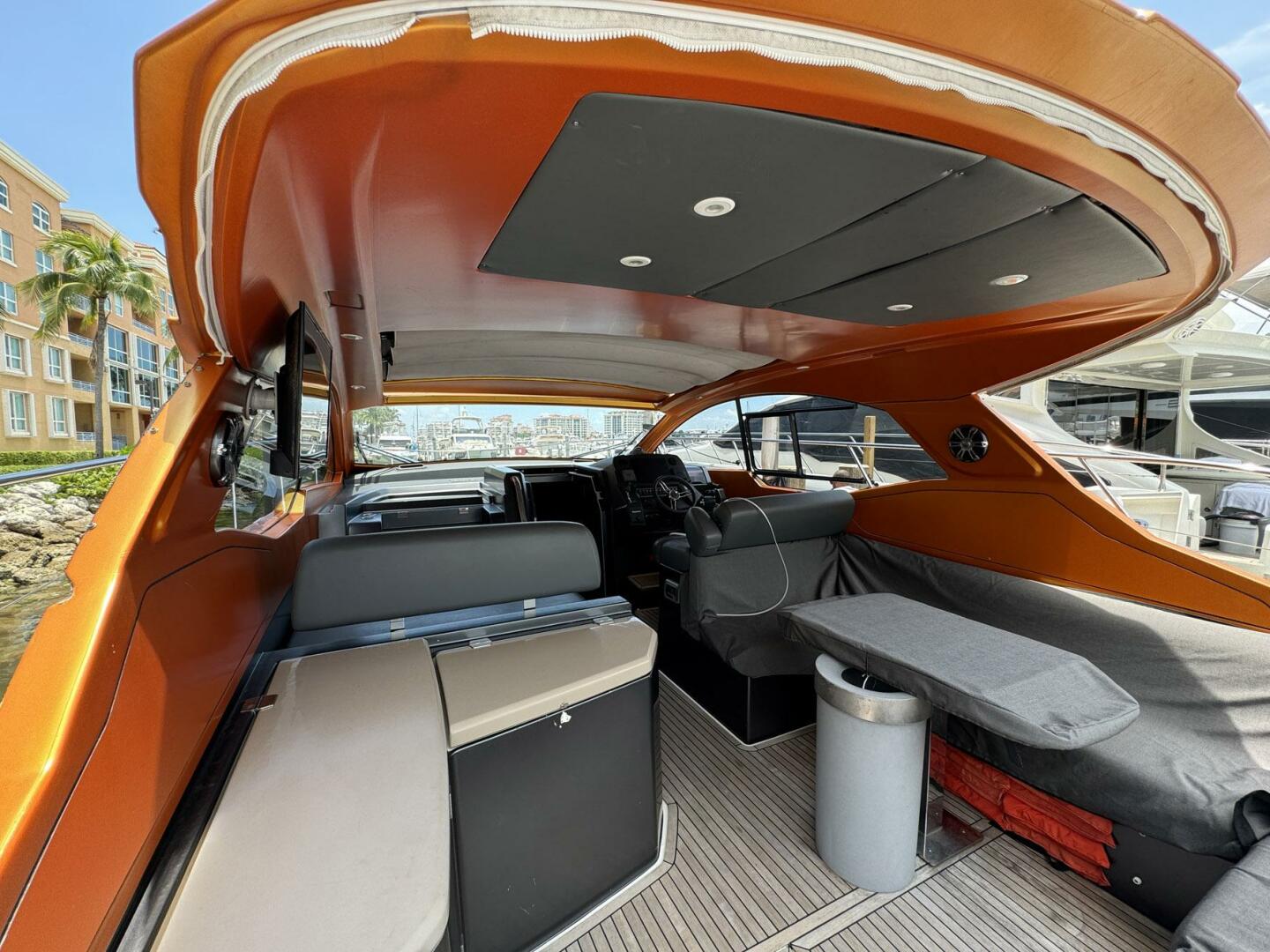 Slide: The Image of Azimut Atlantis 43 2015 - 4544043