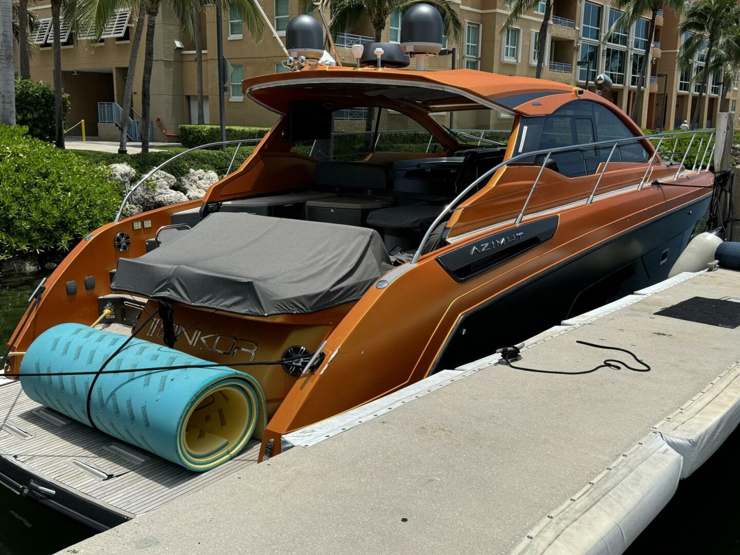 Slide: The Image of Azimut Atlantis 43 2015 - 4544049