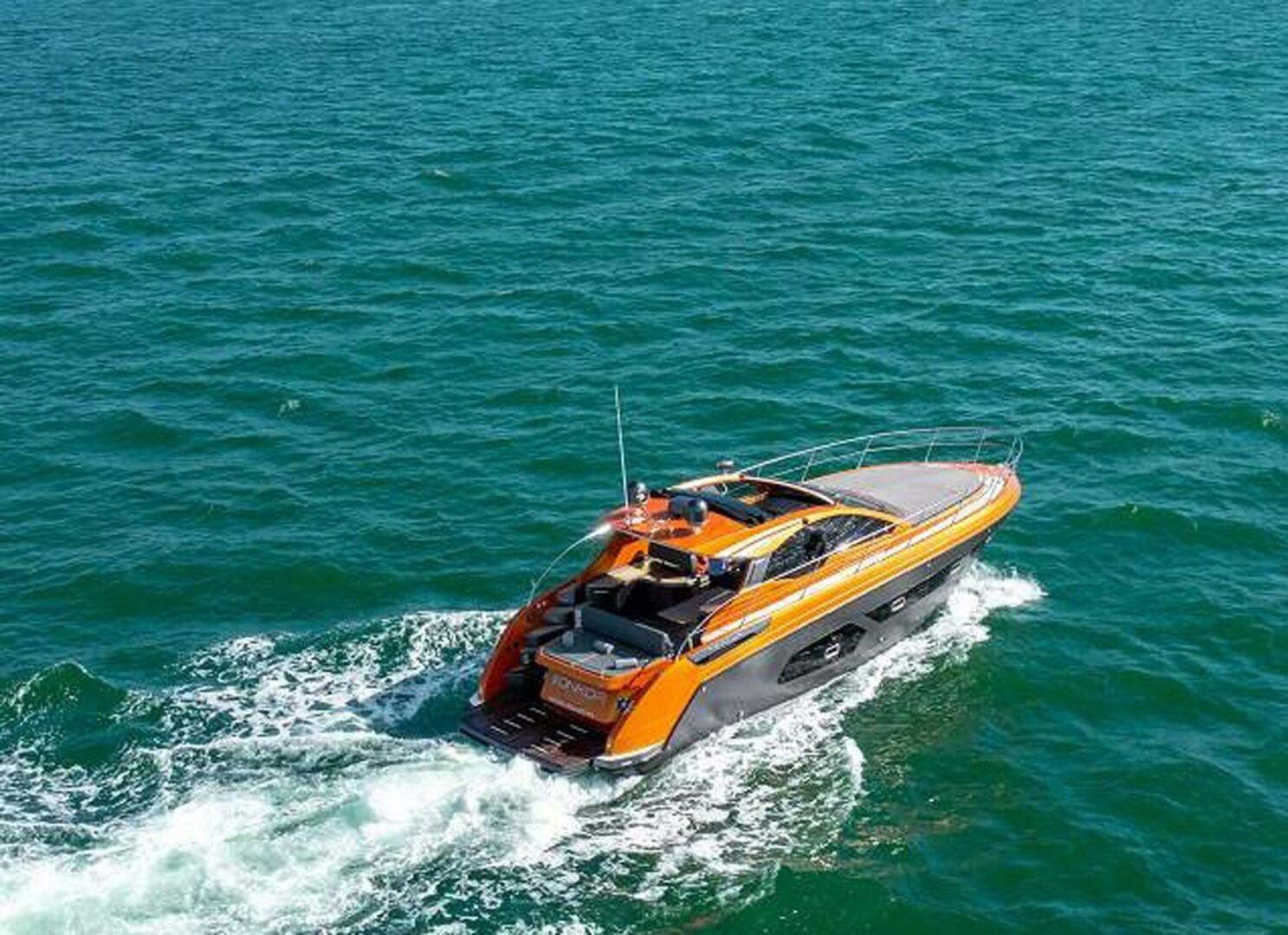 Slide: The Image of Azimut Atlantis 43 2015 - 4544051