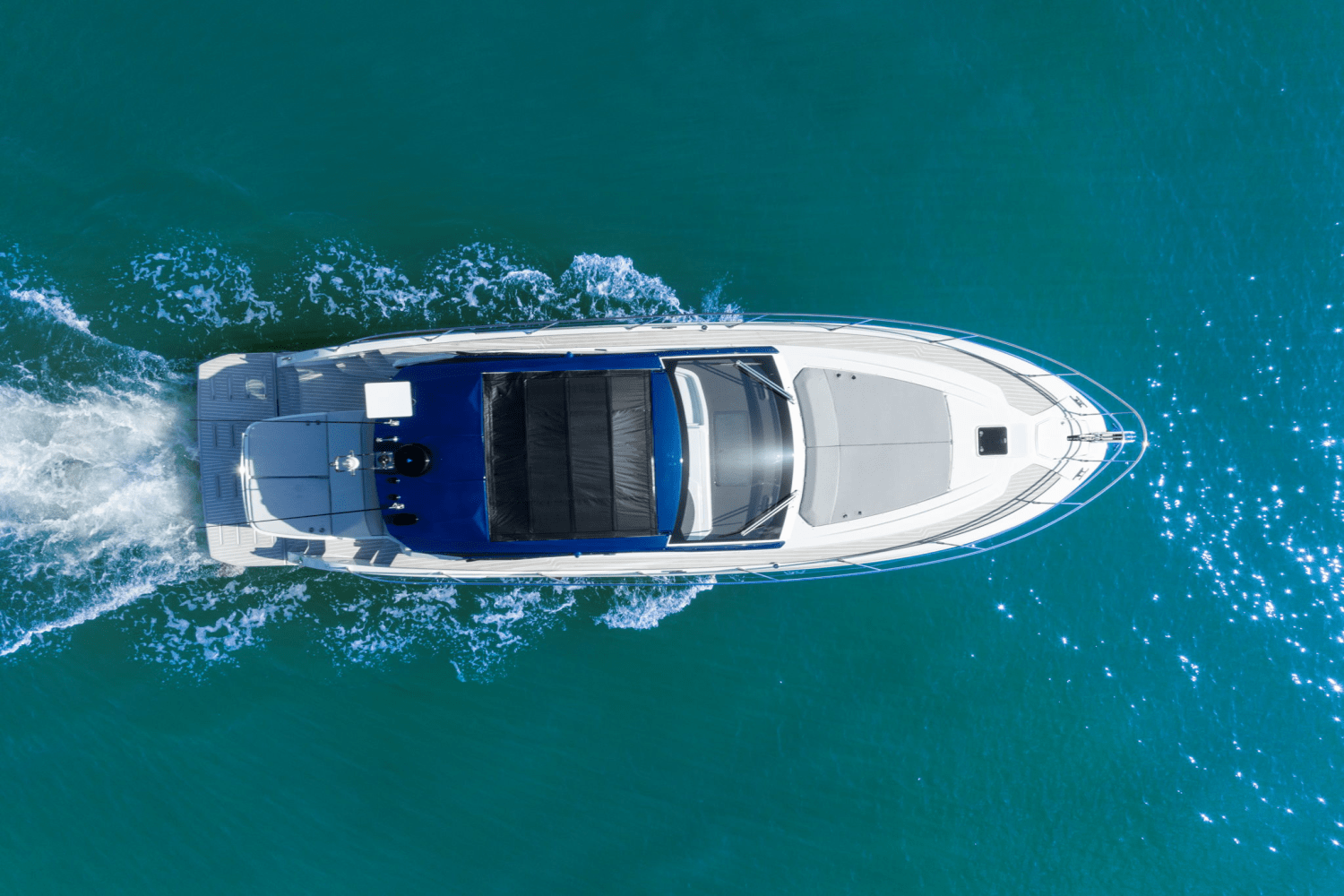 Slide: The Image of Azimut ATLANTIS 45 2025 - 17