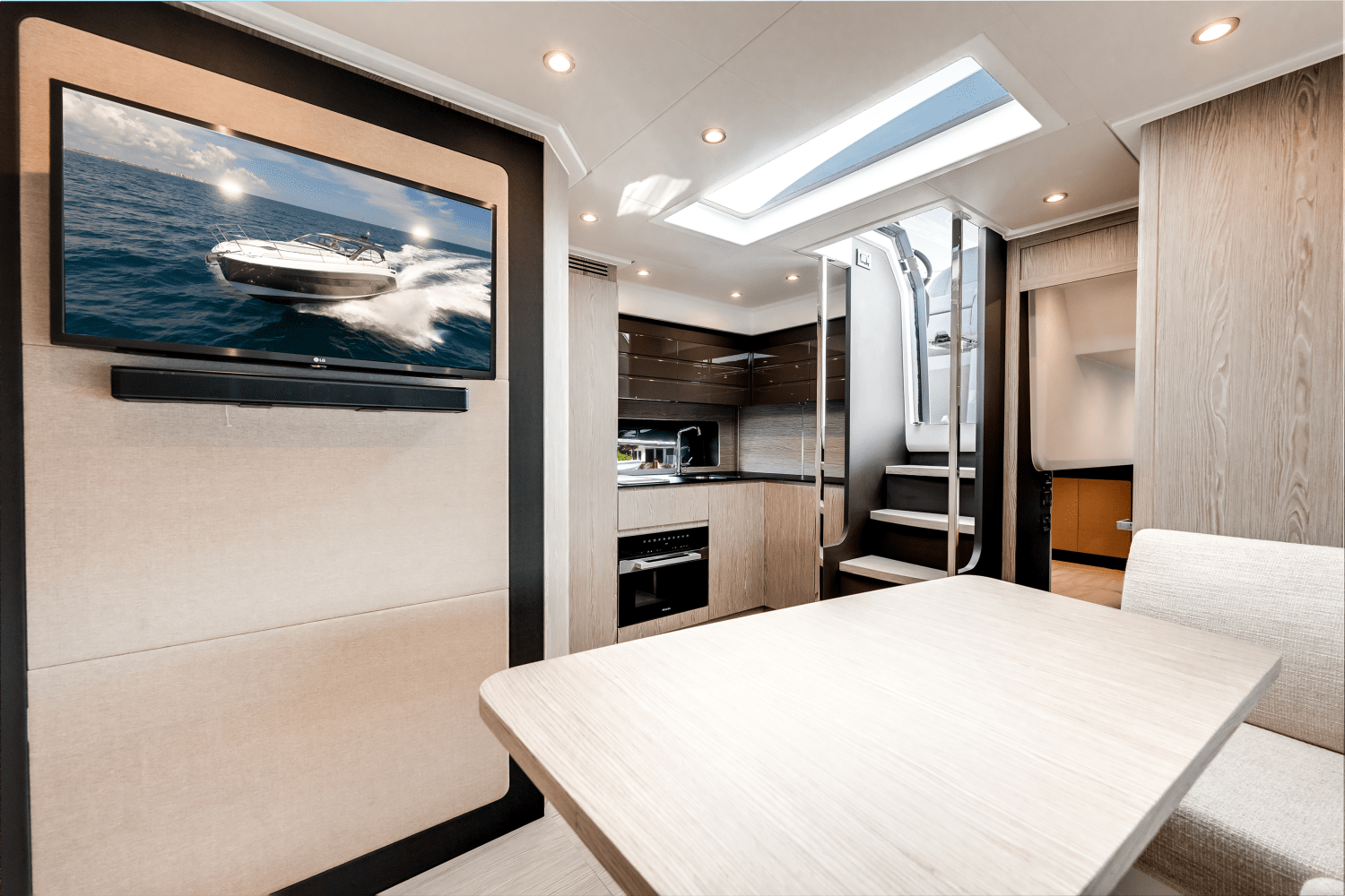 Slide: The Image of Azimut ATLANTIS 45 2025 - 23