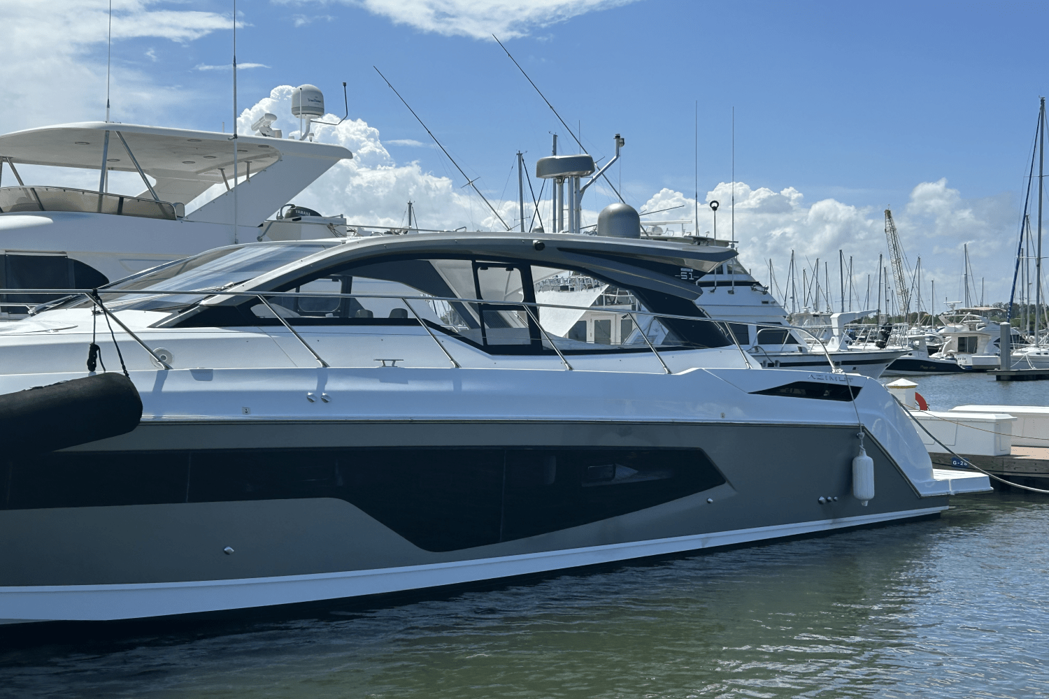 Slide: The Image of Azimut ATLANTIS 51 2021 - 3