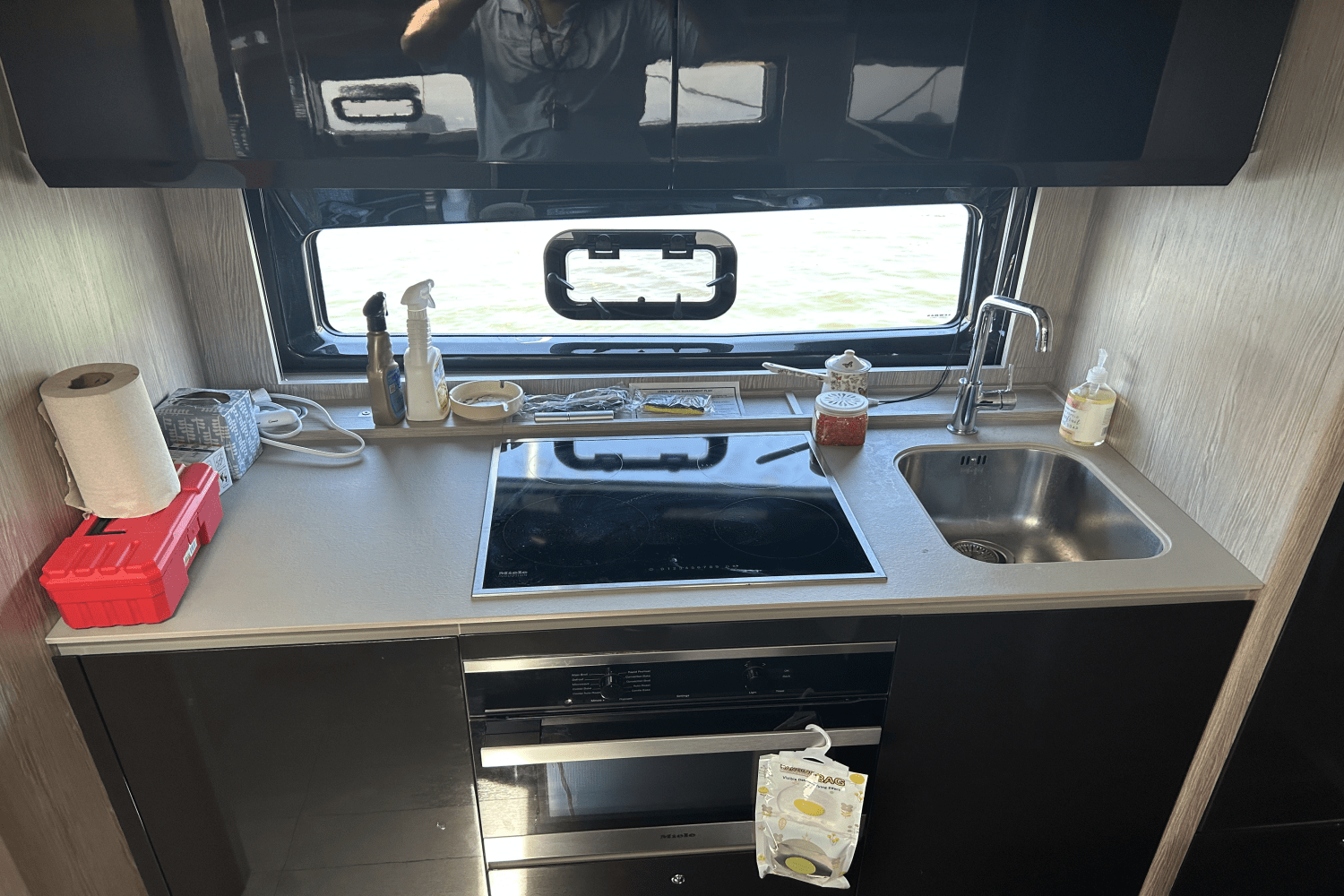 Slide: The Image of Azimut ATLANTIS 51 2021 - 31