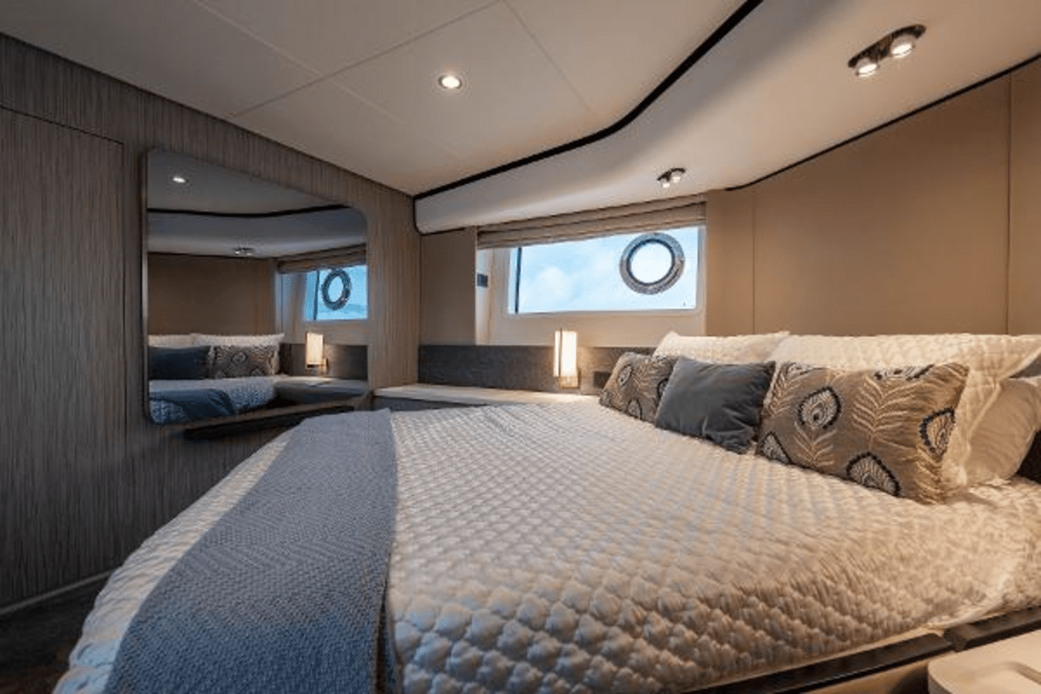 Slide: The Image of Azimut FLY 2022 - 17