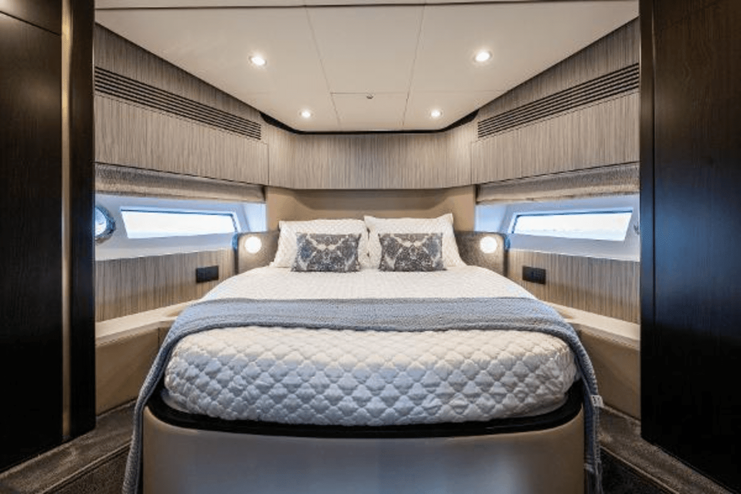 Slide: The Image of Azimut FLY 2022 - 22