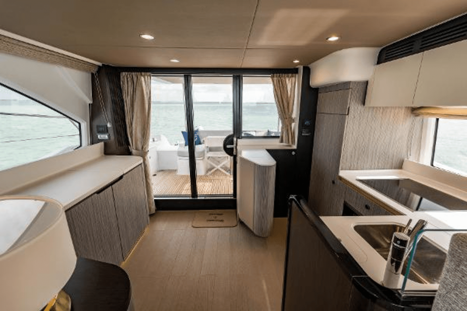 Slide: The Image of Azimut FLY 2022 - 8