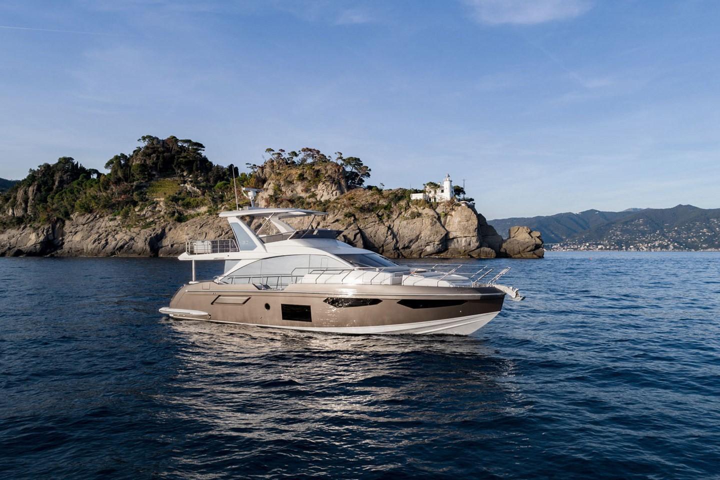 Slide: The Image of Azimut FLY 60 2024 - 0