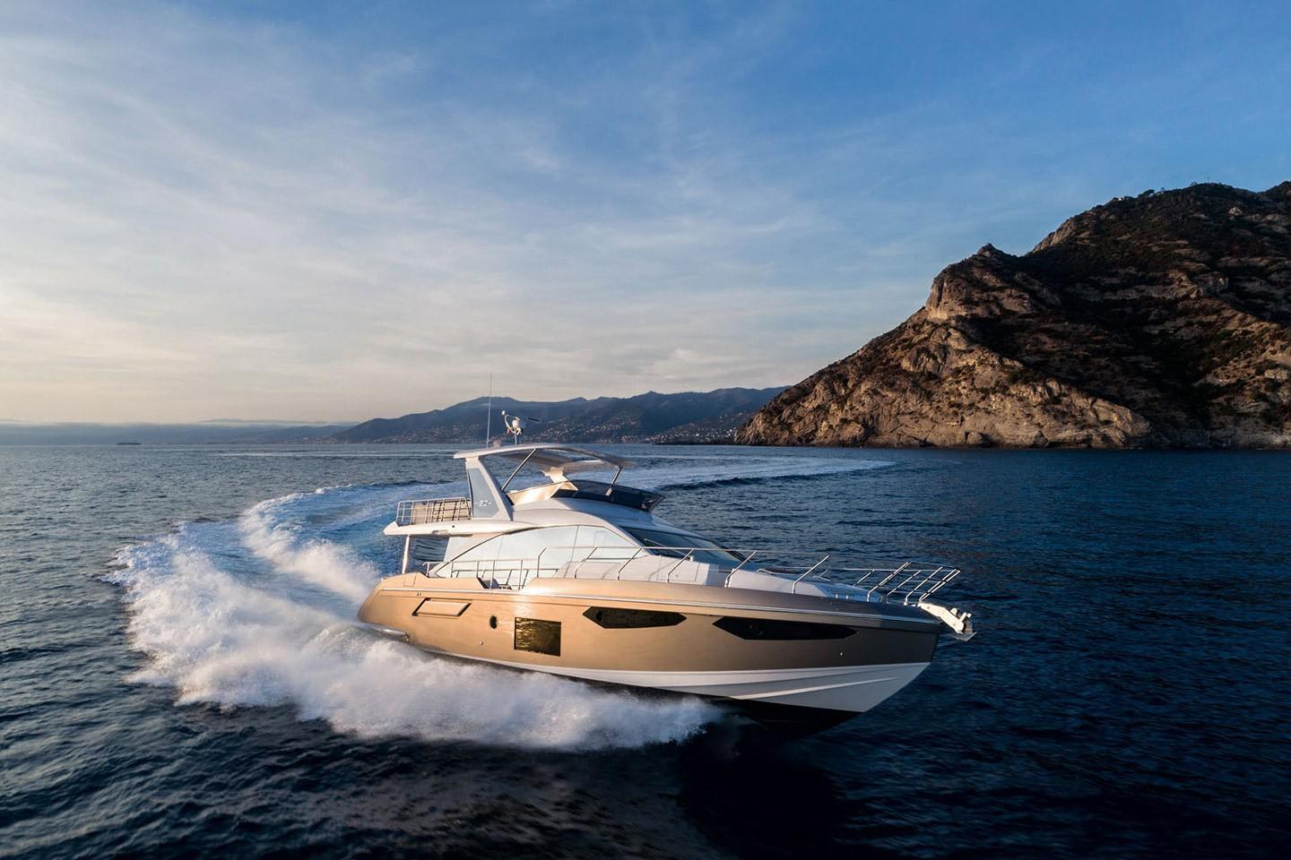 Slide: The Image of Azimut FLY 60 2024 - 3