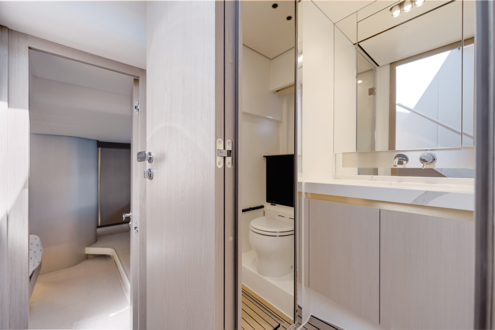 Slide: The Image of Azimut Fly 60 2025 - 4475140