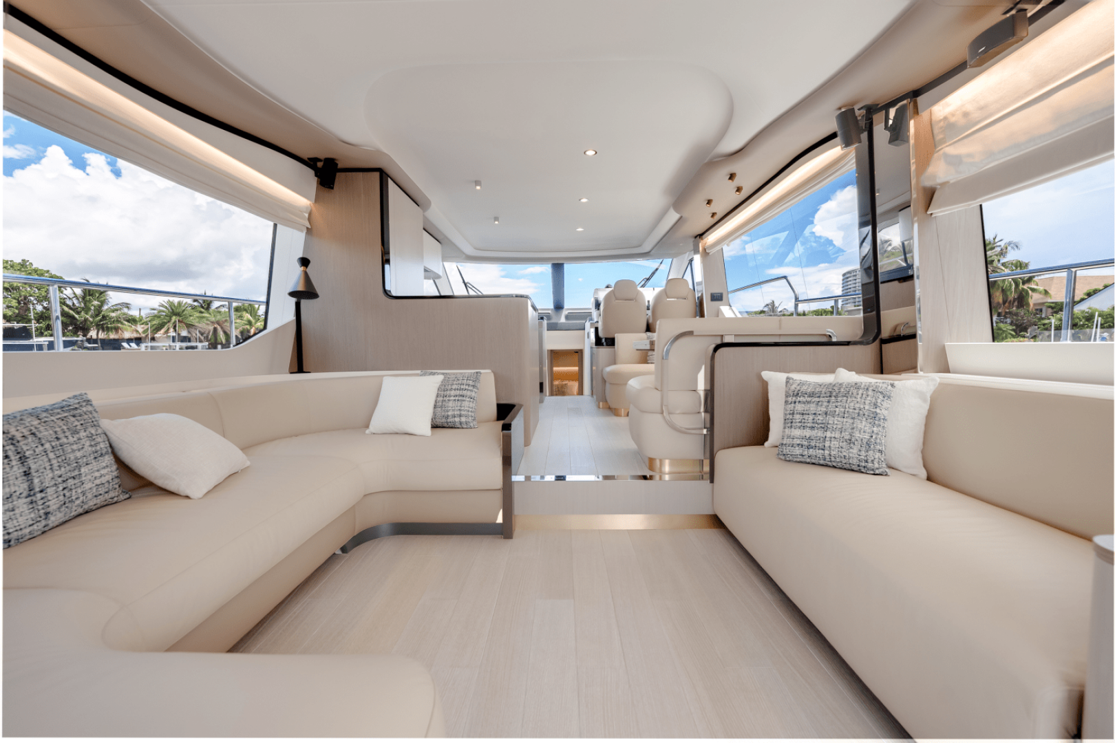 Slide: The Image of Azimut Fly 60 2025 - 4475150