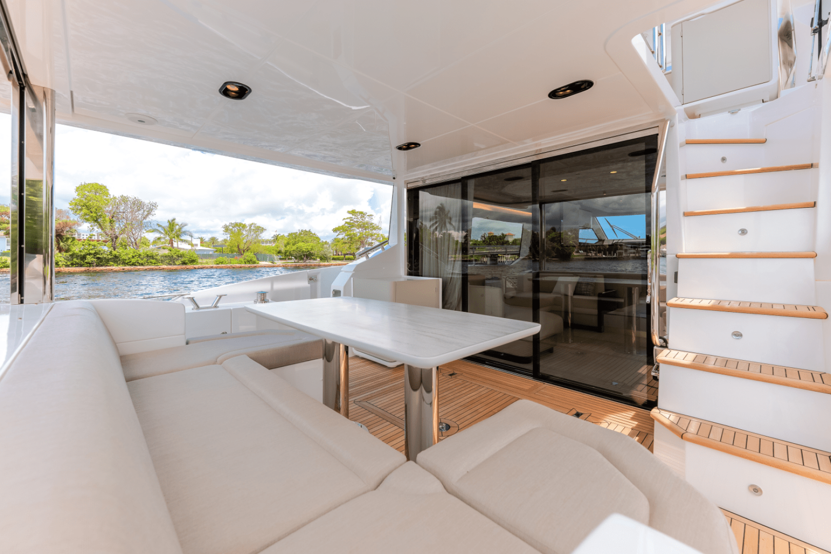 Slide: The Image of Azimut Fly 60 2025 - 4475164
