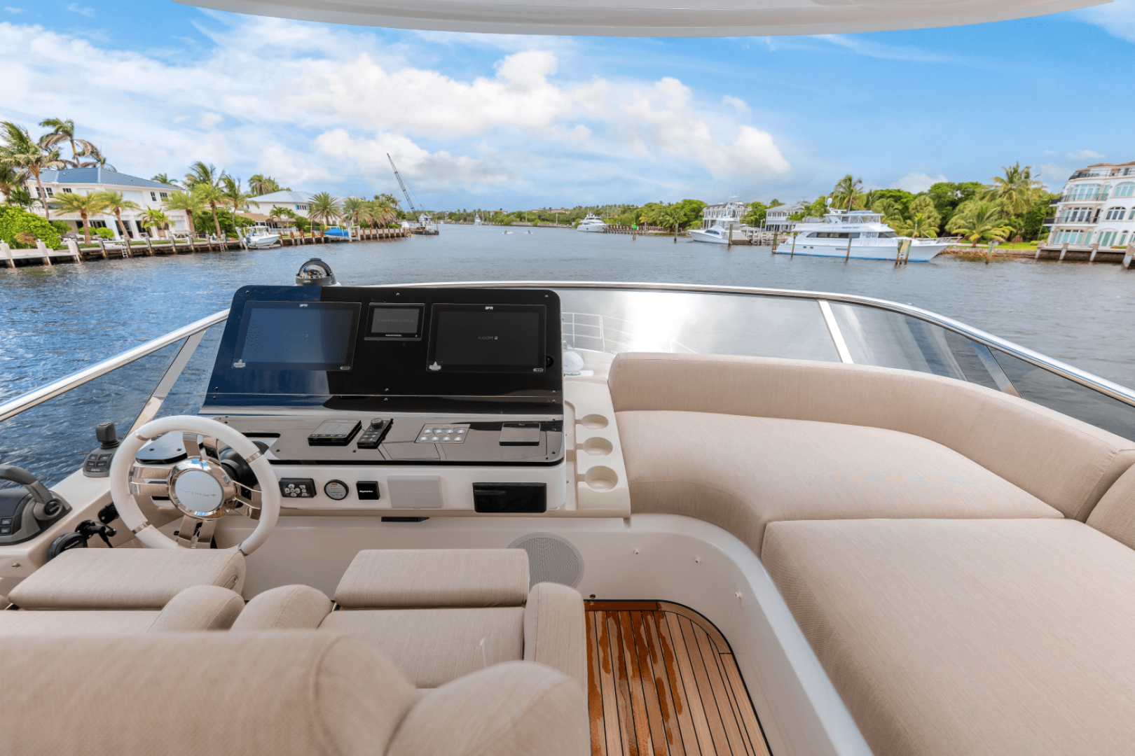 Slide: The Image of Azimut Fly 60 2025 - 4475175