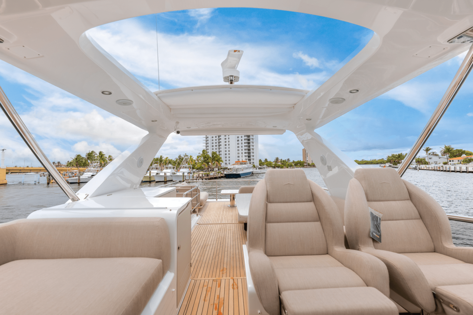 Slide: The Image of Azimut Fly 60 2025 - 4475178