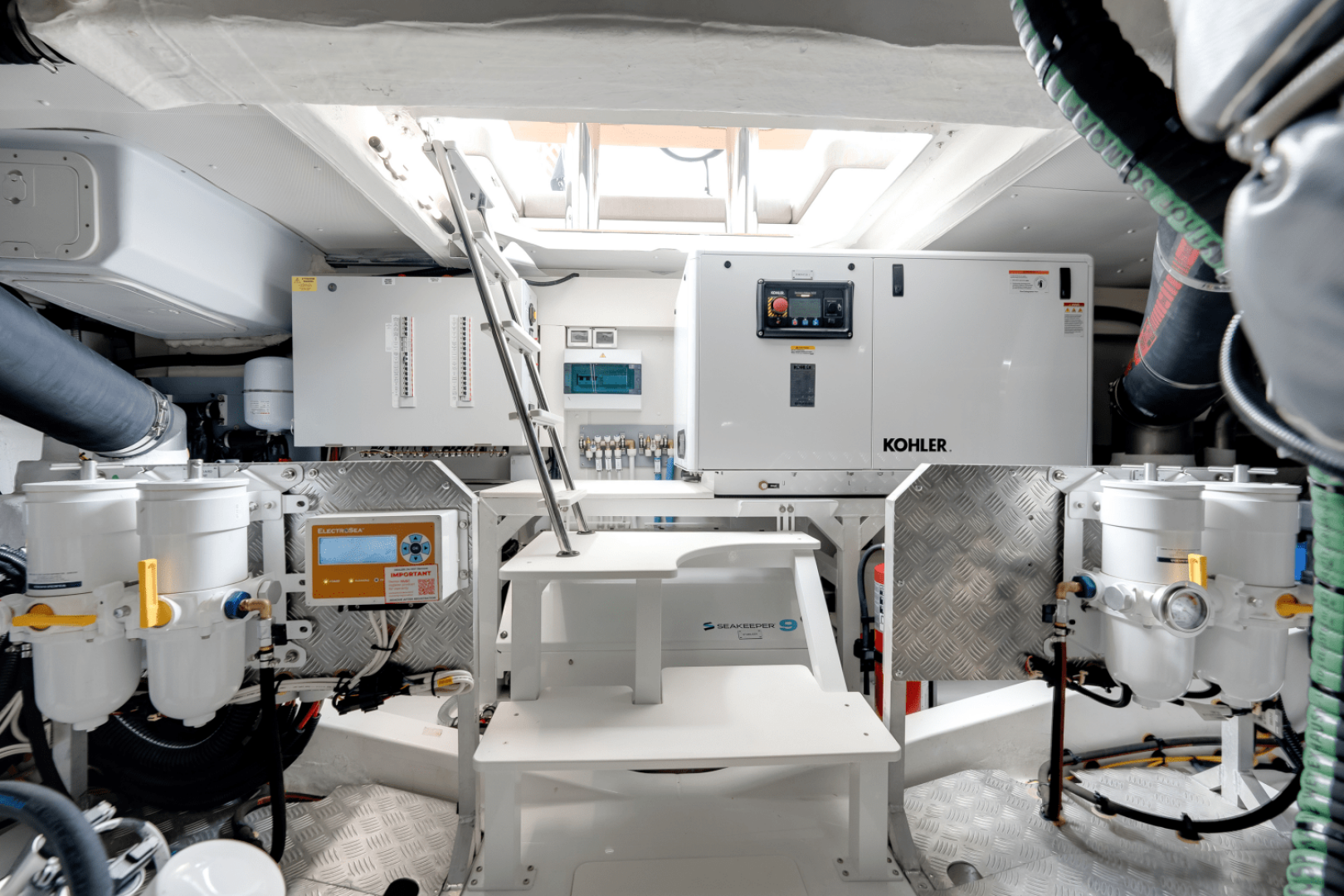 Slide: The Image of Azimut Fly 60 2025 - 4475185