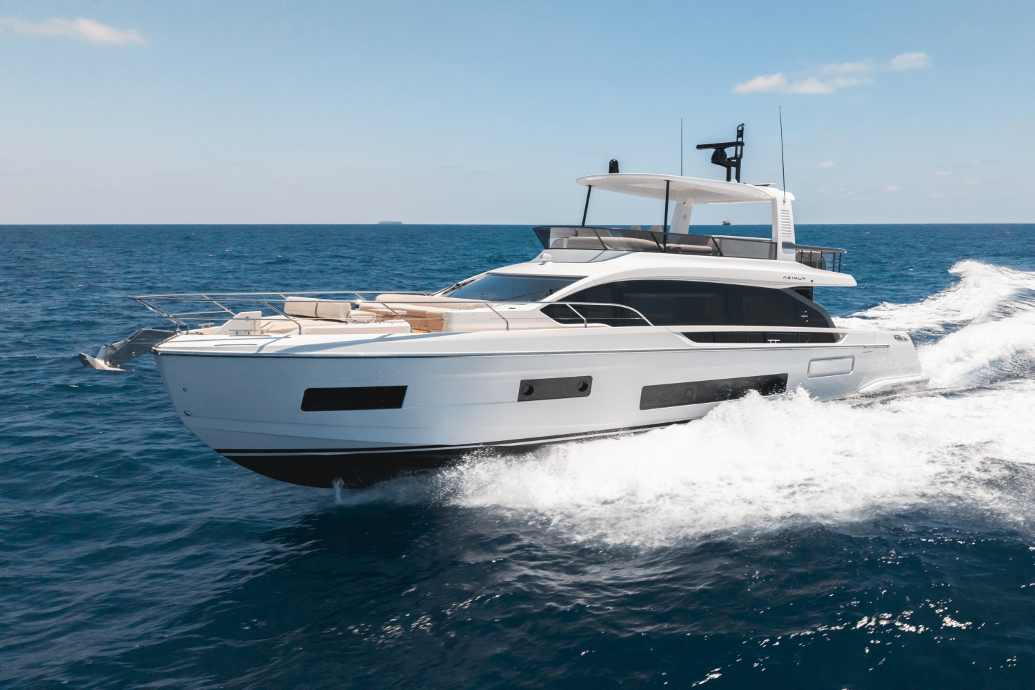 Slide: The Image of Azimut Fly 62 2025 - 3