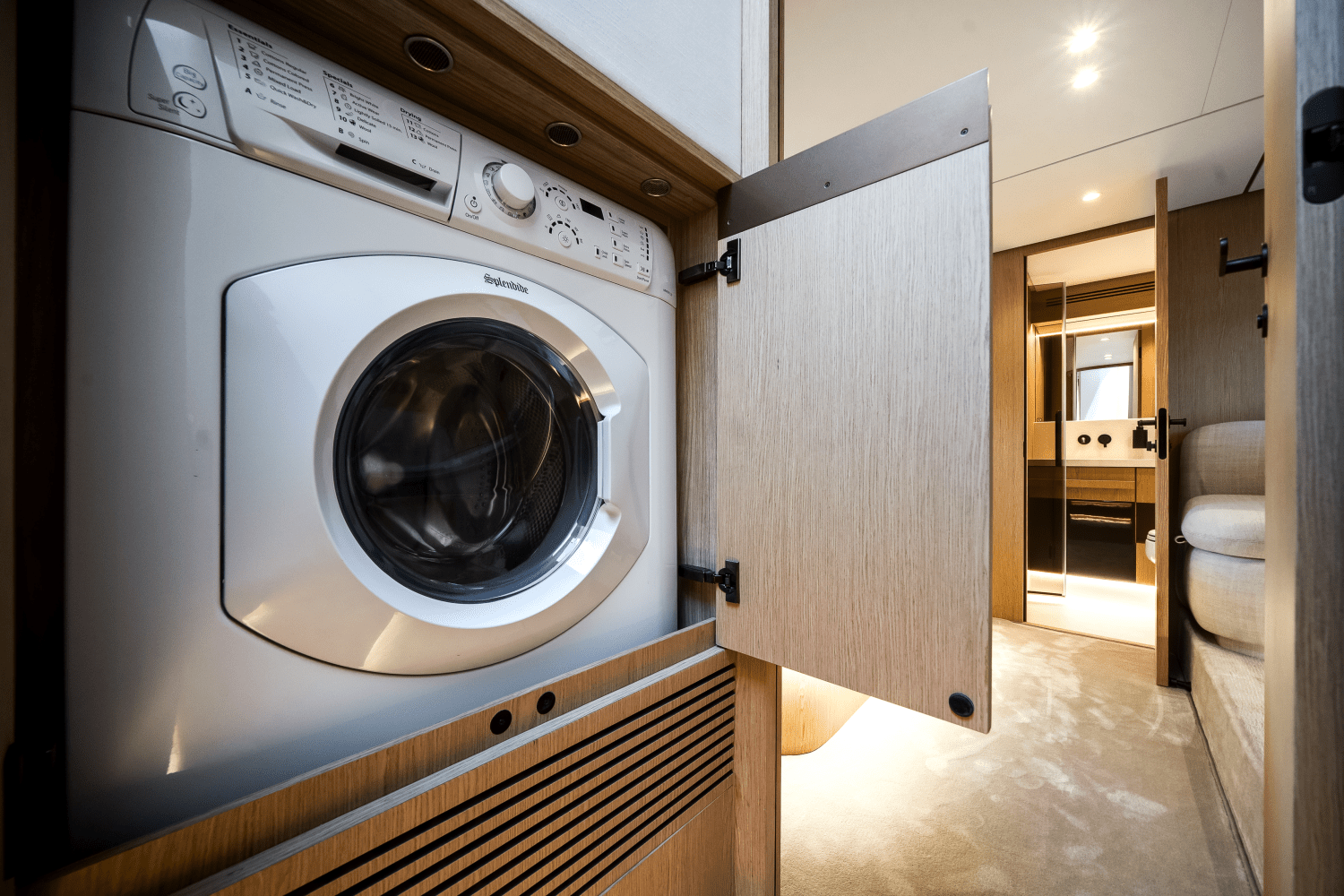 Slide: The Image of Azimut Fly 62 2025 - 40