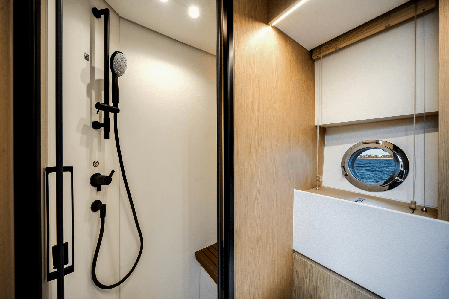 Slide: The Image of Azimut Fly 62 2025 - 49