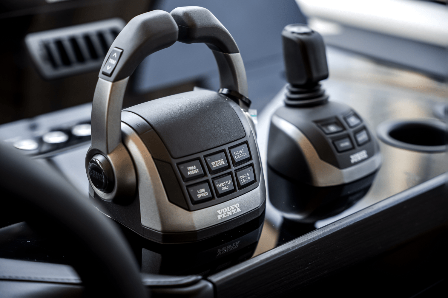 Slide: The Image of Azimut Fly 62 2025 - 72