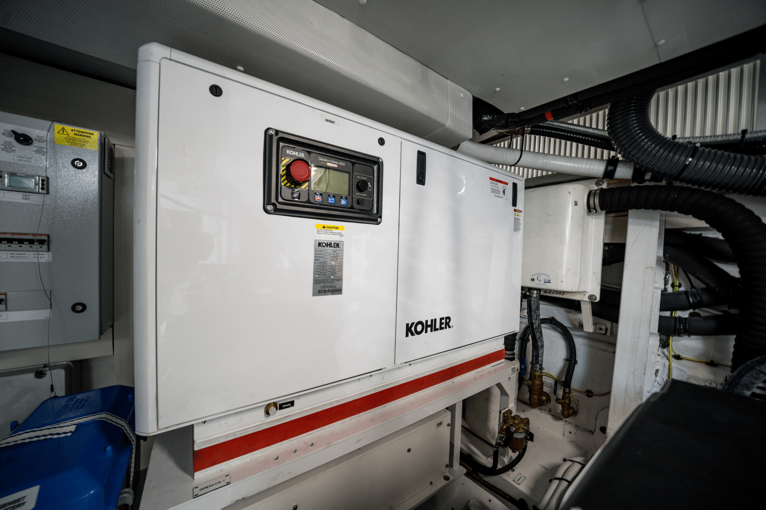 Slide: The Image of Azimut Fly 62 2025 - 81