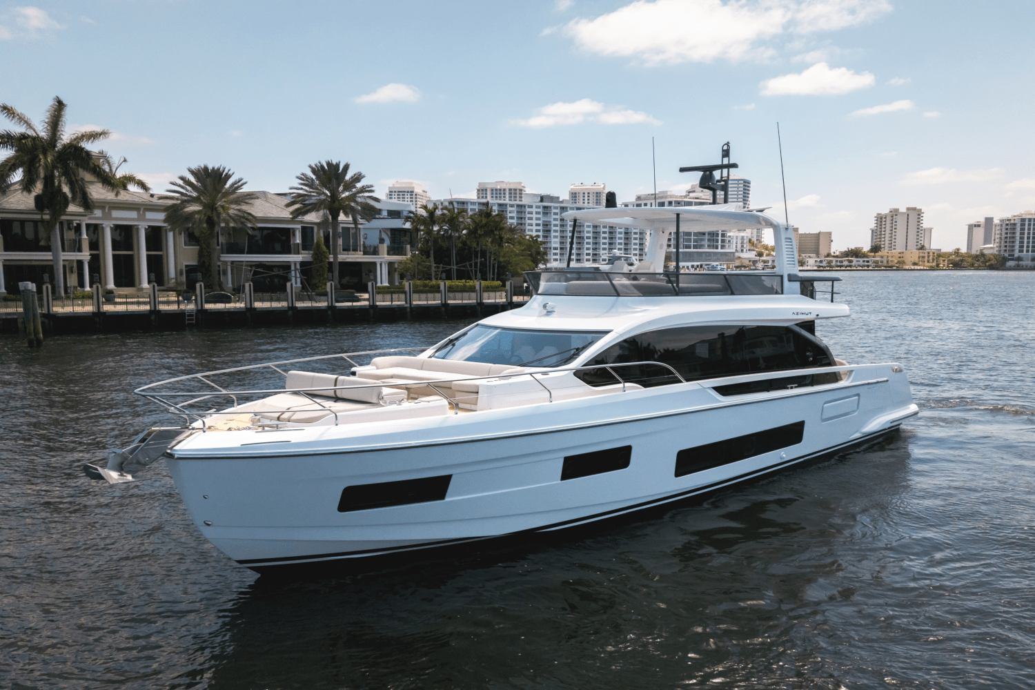 Slide: The Image of Azimut Fly 62 2025 - 84