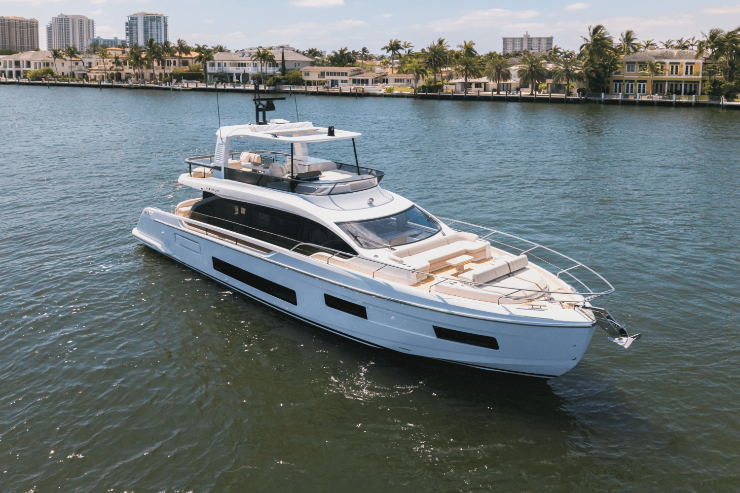 Slide: The Image of Azimut Fly 62 2025 - 88