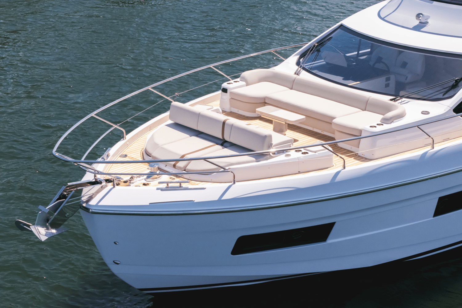 Slide: The Image of Azimut Fly 62 2025 - 89