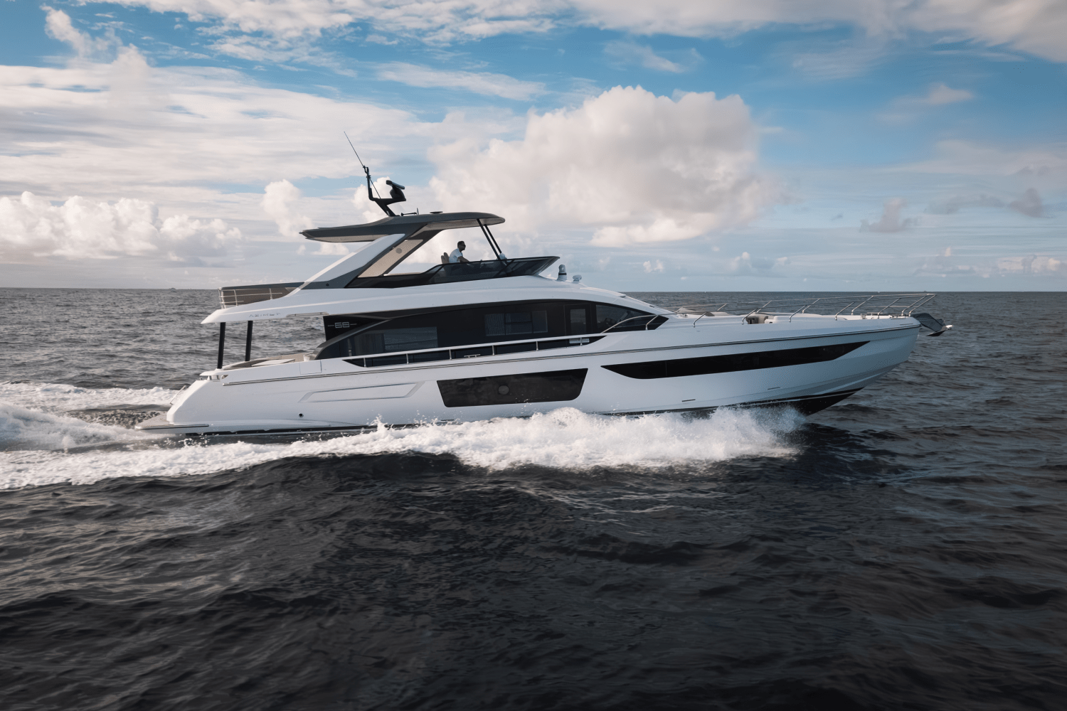 Slide: The Image of Azimut Fly 68 2025 - 1