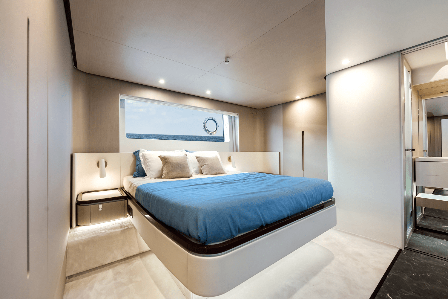 Slide: The Image of Azimut Fly 68 2025 - 26