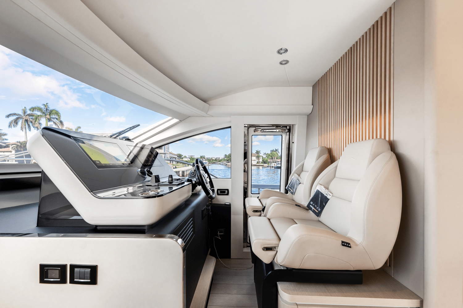 Slide: The Image of Azimut Fly 68 2025 - 44