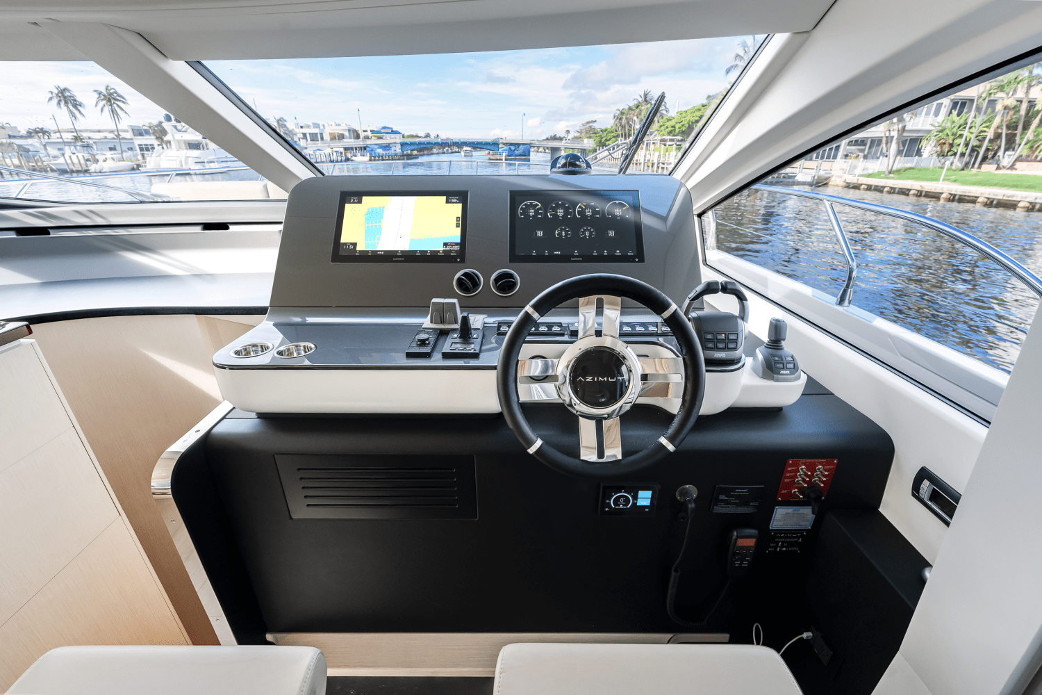 Slide: The Image of Azimut Fly 68 2025 - 45
