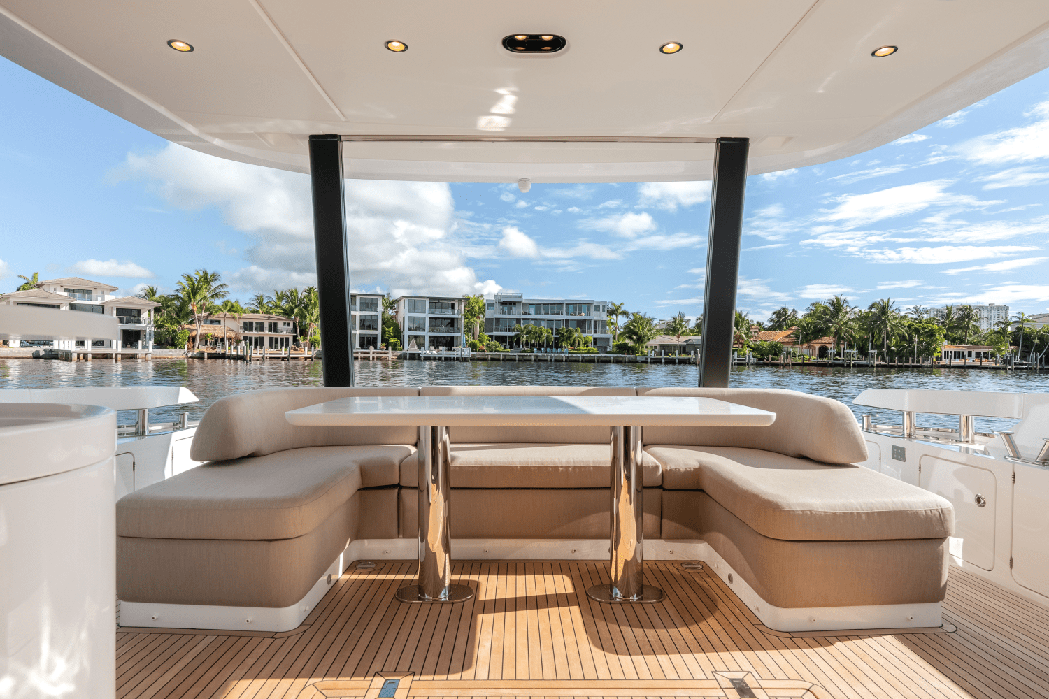 Slide: The Image of Azimut Fly 68 2025 - 46